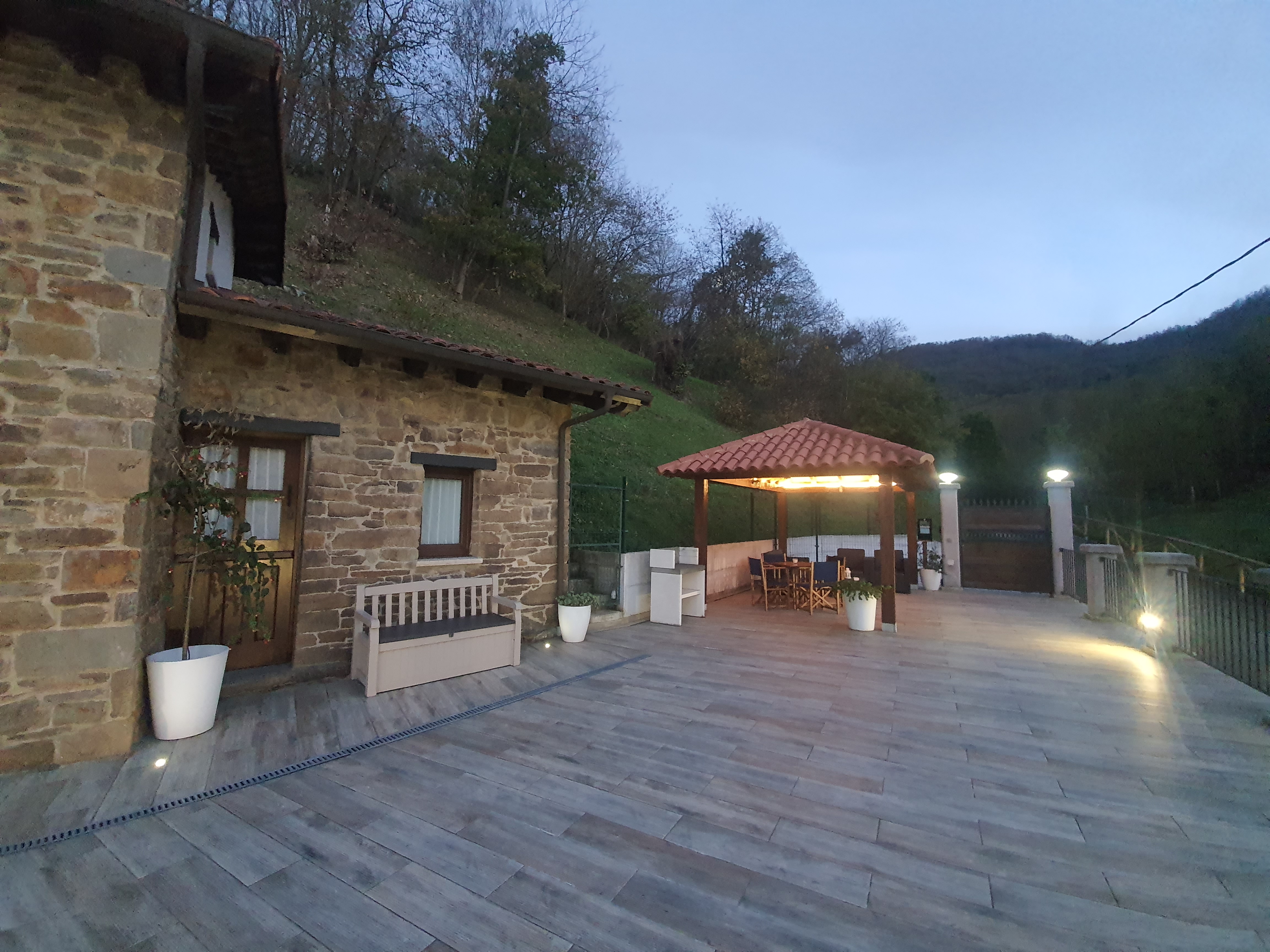 Senderos de Tuilla